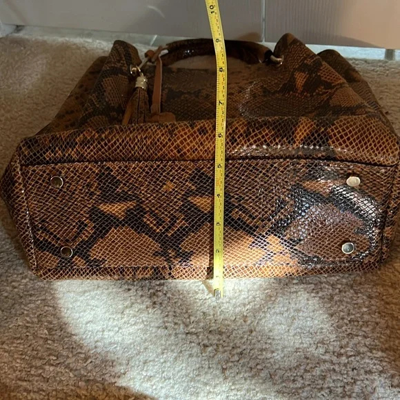 Persamam New York Snake Print Handbag - Picture 9 of 11